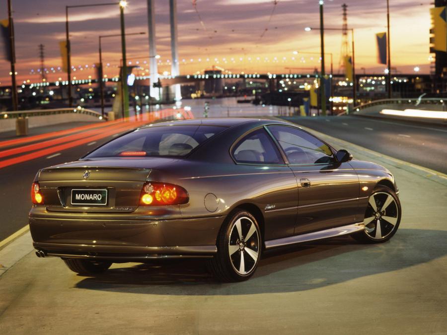  Holden Monaro CV8-R 2003 года  (фото 7 из 10)